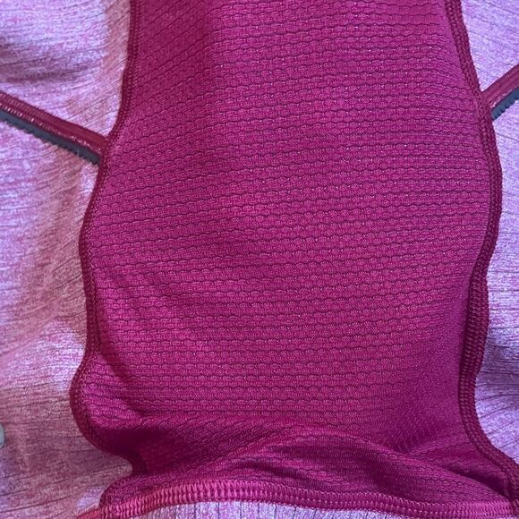 Lululemon Run For Gold 1/2 Zip Heathered Bumble Berry / Bumble Berry, size 10 - Picture 6 of 10